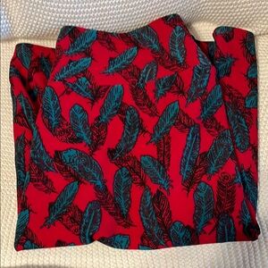 Lularoe Red and Blue Feather Print Skirt